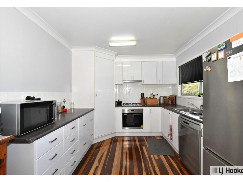 56 Theodore Street, Tully QLD 4854