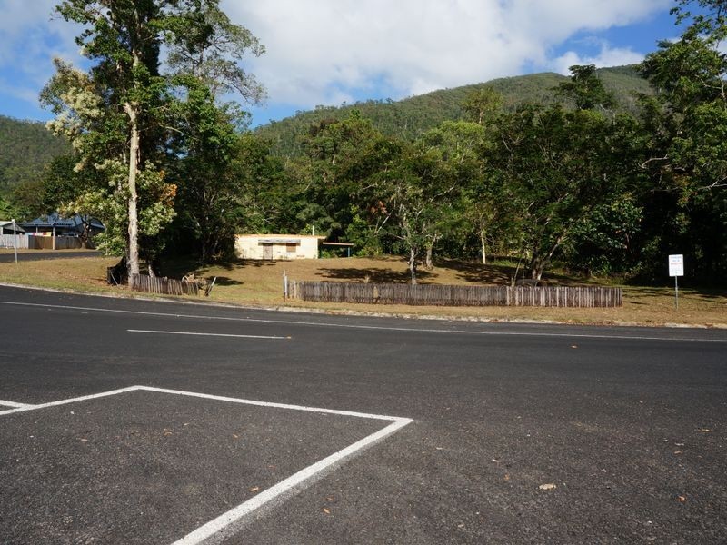 4 Harden Street ( Old Kindy), Tully QLD 4854
