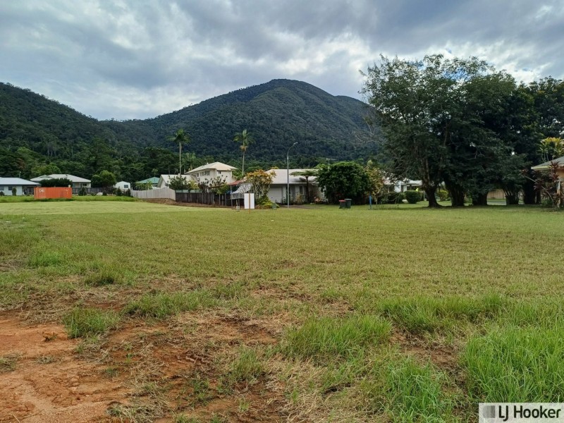40 Campbell Street, Tully QLD 4854