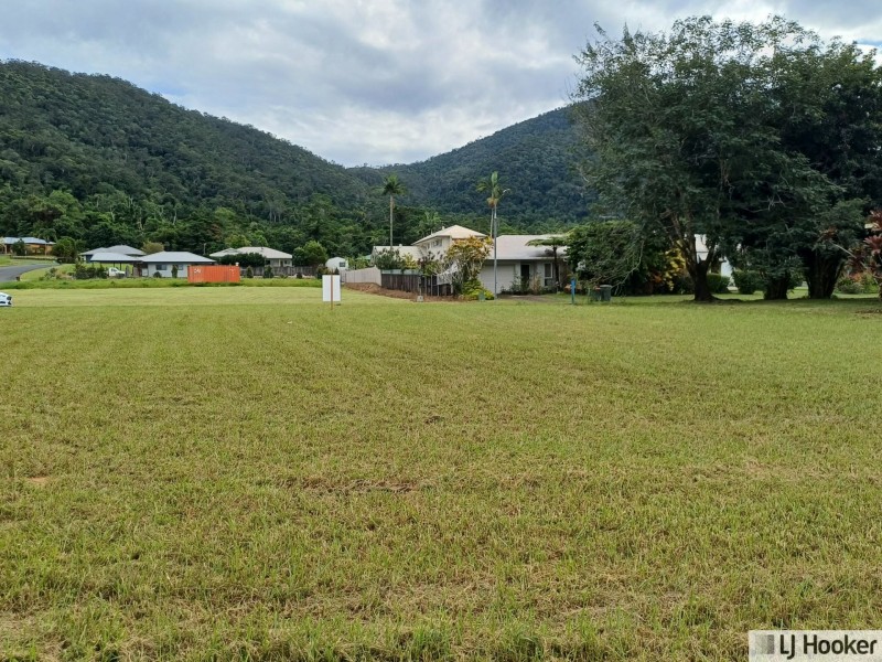 40 Campbell Street, Tully QLD 4854