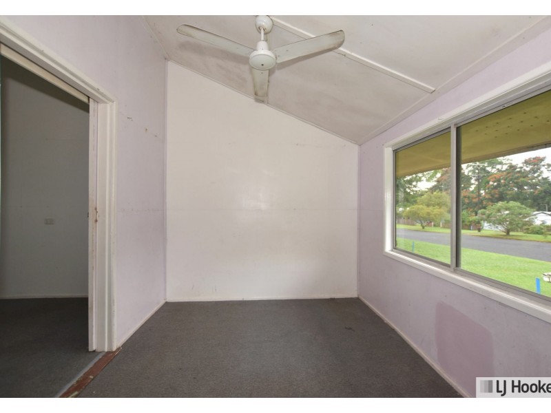 18 Henry Street, Tully QLD 4854