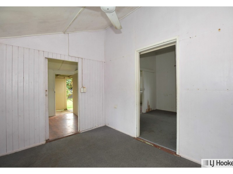 18 Henry Street, Tully QLD 4854