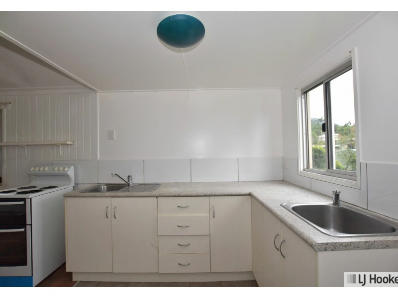 18 Henry Street, Tully QLD 4854