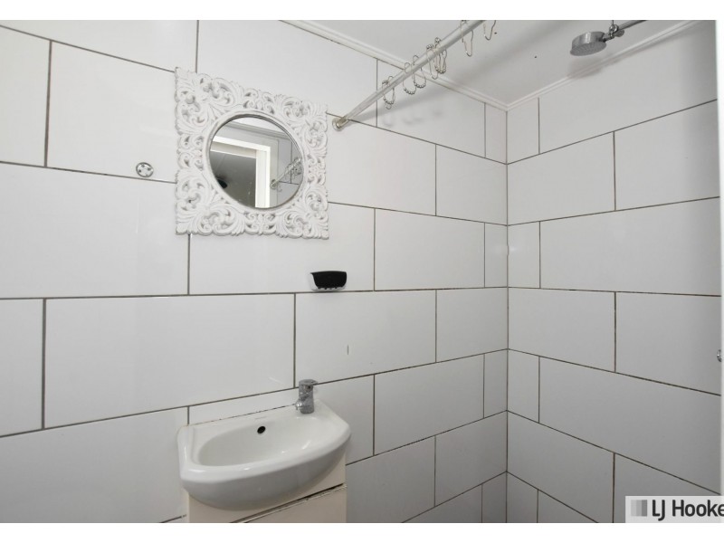 18 Henry Street, Tully QLD 4854