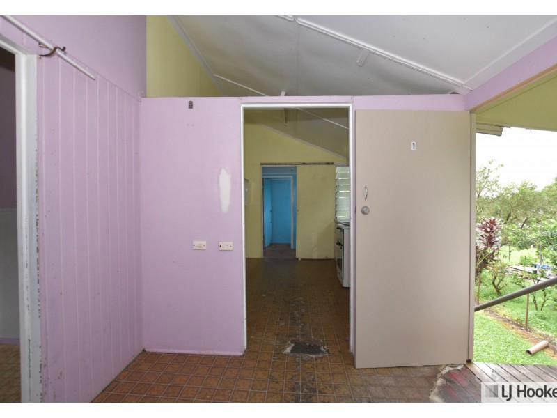 18 Henry Street, Tully QLD 4854