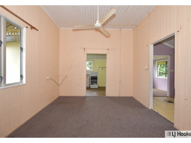 18 Henry Street, Tully QLD 4854