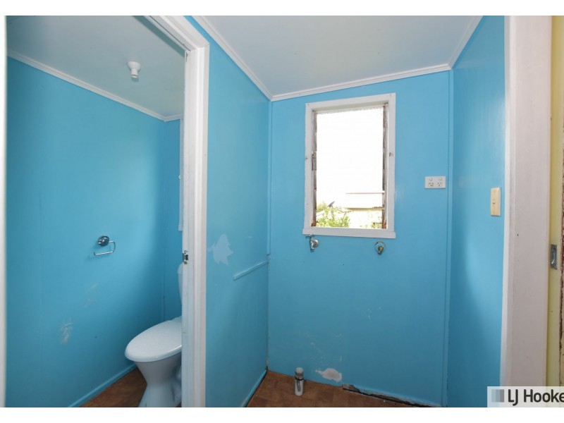 18 Henry Street, Tully QLD 4854