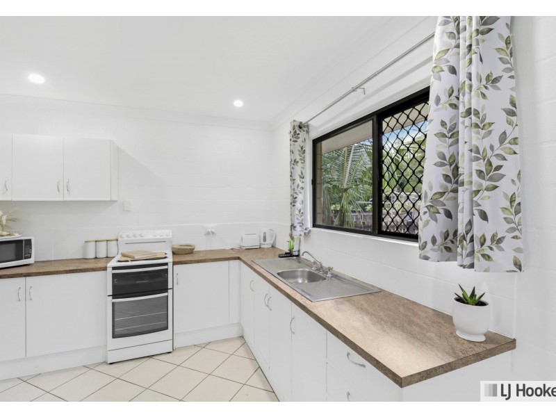 6 Melaleuca Drive, Tully Heads QLD 4854