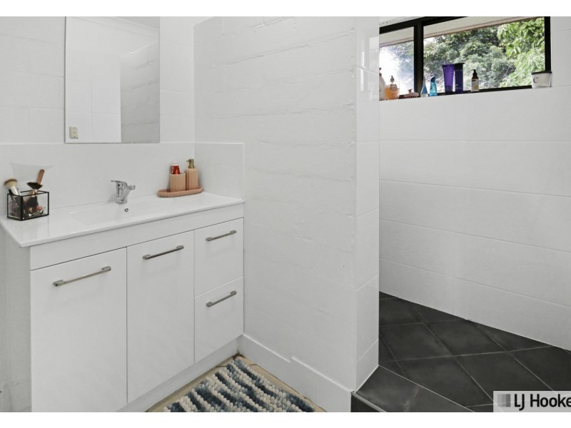 6 Melaleuca Drive, Tully Heads QLD 4854
