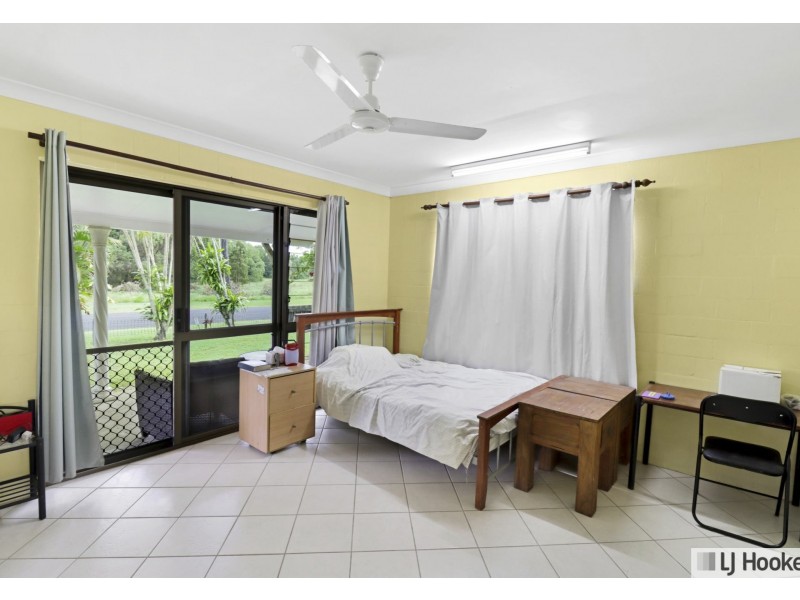 6 Melaleuca Drive, Tully Heads QLD 4854