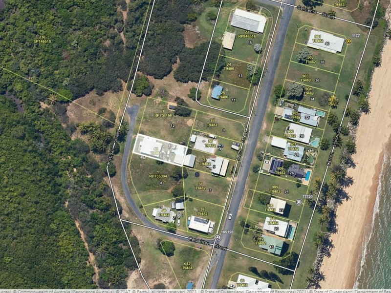 8 Costigan Street, Tully Heads QLD 4854