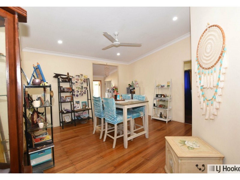 8 Costigan Street, Tully Heads QLD 4854