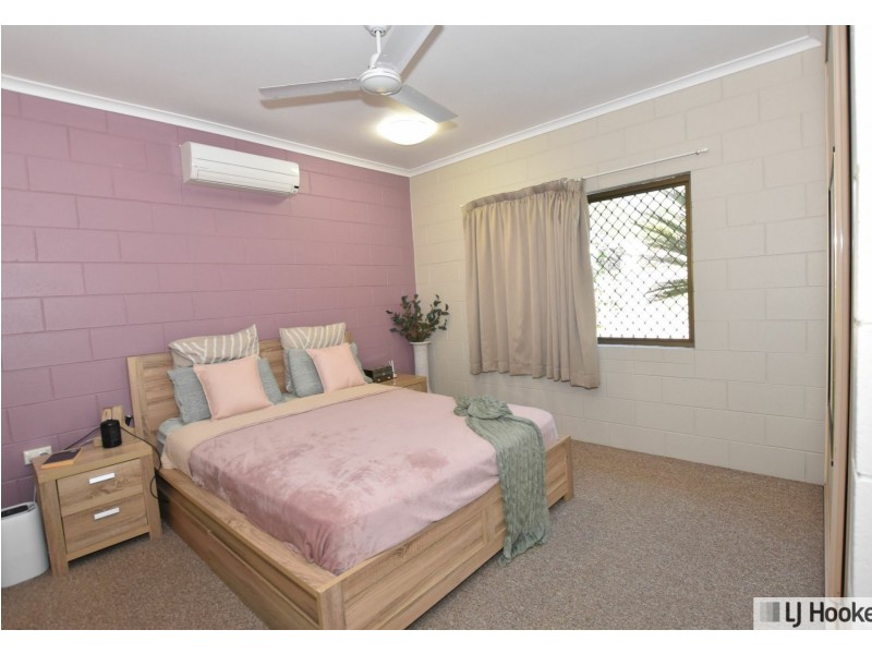 2 Hielscher Street, Tully QLD 4854