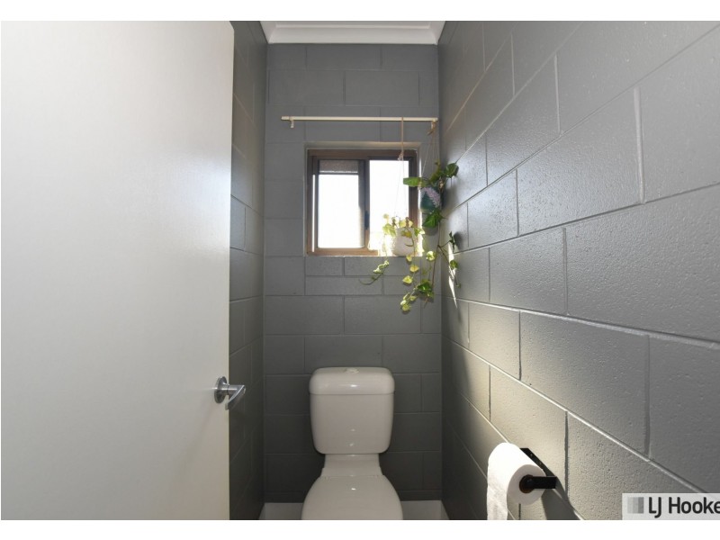 2 Hielscher Street, Tully QLD 4854