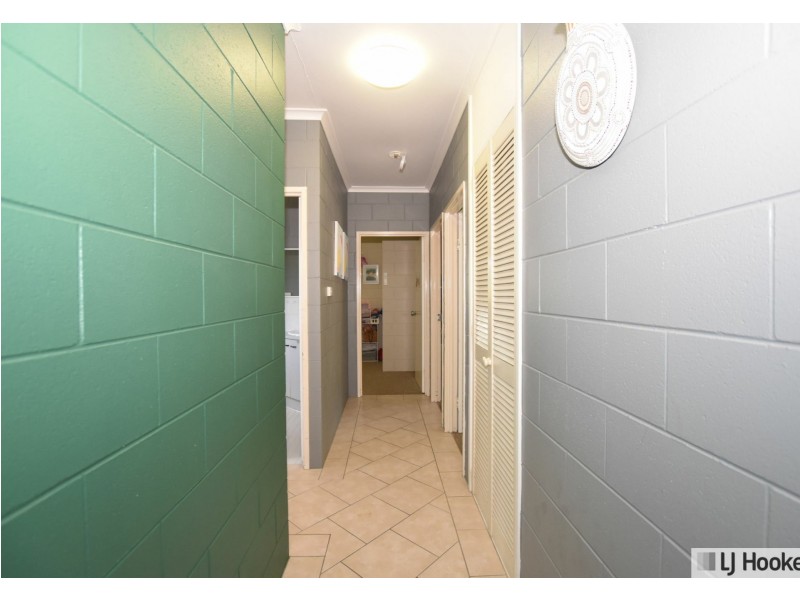 2 Hielscher Street, Tully QLD 4854