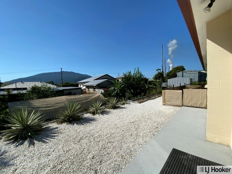 2 Hielscher Street, Tully QLD 4854