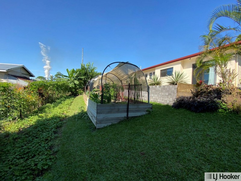 2 Hielscher Street, Tully QLD 4854