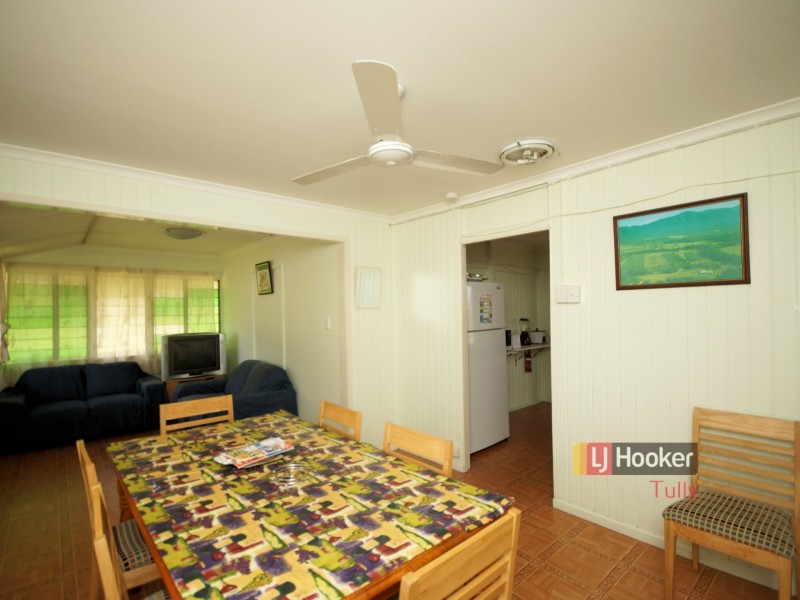 20 Black Street, Tully QLD 4854