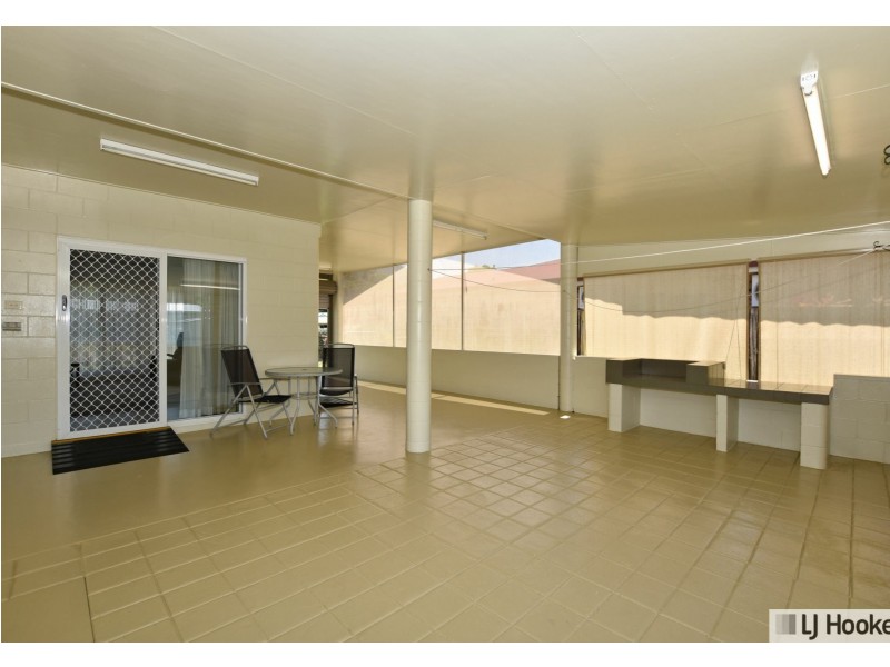 30 Campbell Street, Tully QLD 4854