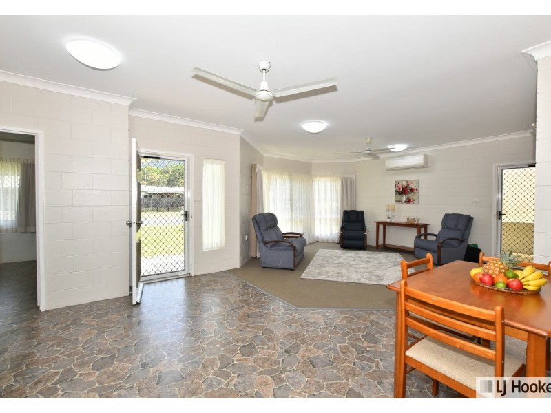 30 Campbell Street, Tully QLD 4854