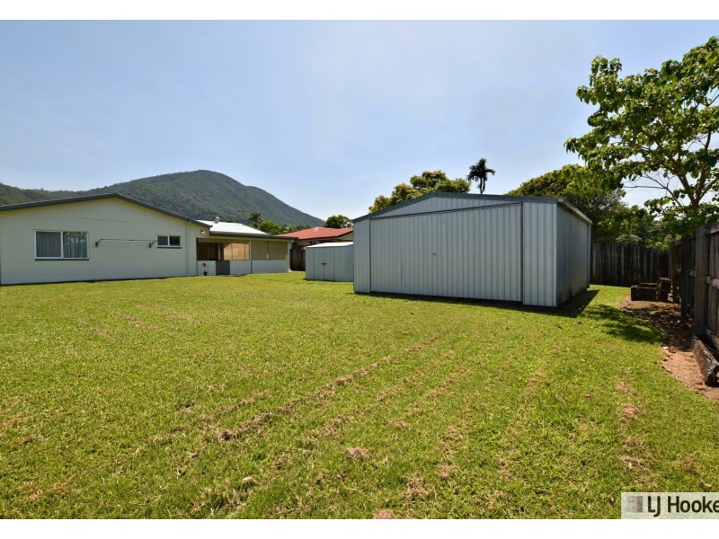 30 Campbell Street, Tully QLD 4854