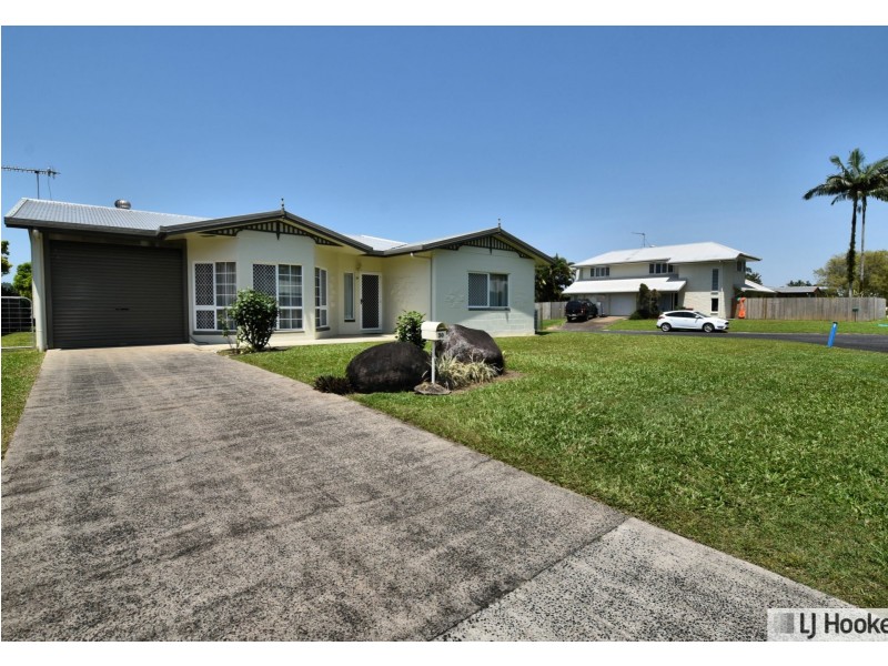30 Campbell Street, Tully QLD 4854