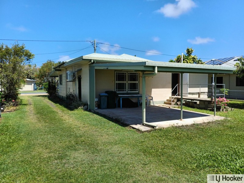 14 Jacobs Road, Kurrimine Beach QLD 4871