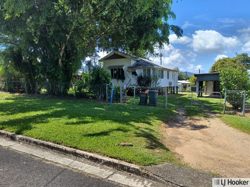 16 Henry Street, Tully QLD 4854