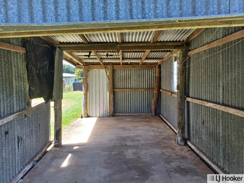 16 Henry Street, Tully QLD 4854