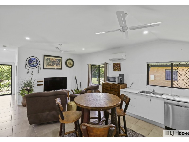 61076 Bruce Highway, El Arish QLD 4855