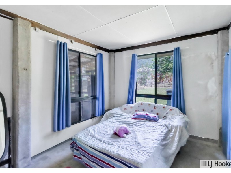 45 Murray Street, Tully QLD 4854