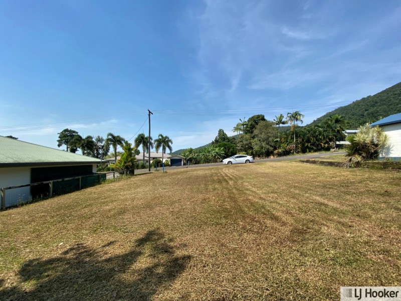 14 Parmeter Street, Tully QLD 4854