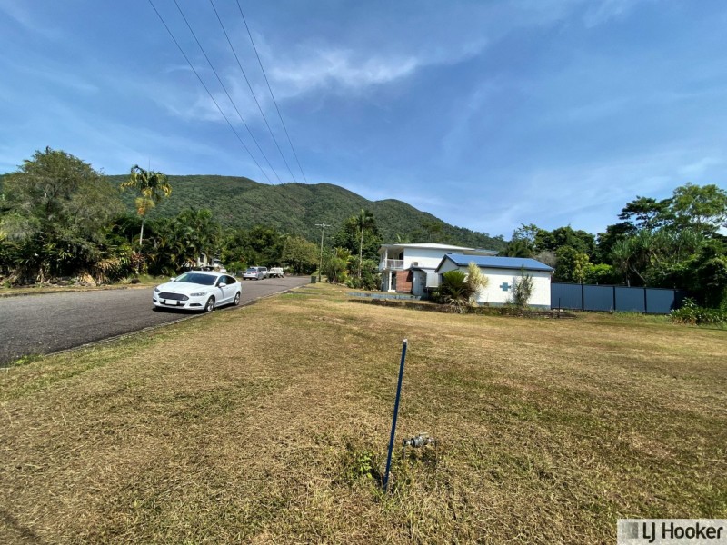 14 Parmeter Street, Tully QLD 4854