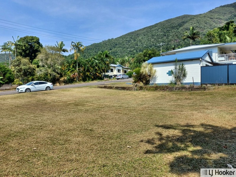 14 Parmeter Street, Tully QLD 4854