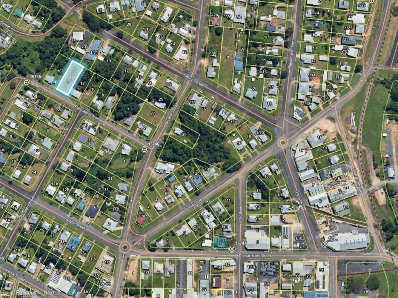 14 Parmeter Street, Tully QLD 4854