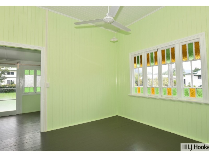 1 Blackman Street, Tully QLD 4854