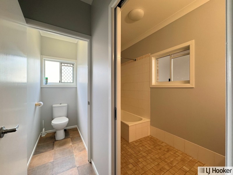 32 Luff Street, Hull Heads QLD 4854