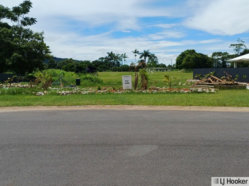 40 Campbell Street, Tully QLD 4854