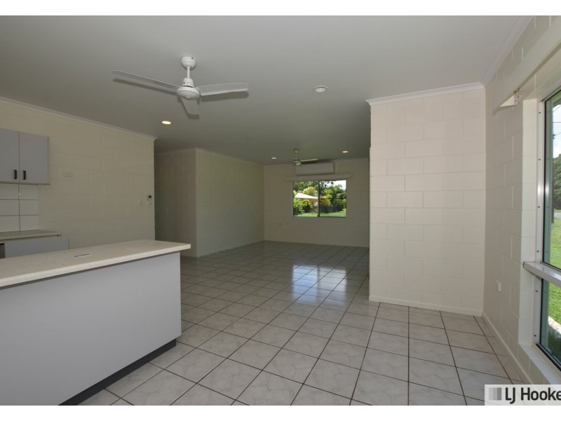 102 Tully Heads Road, Tully Heads QLD 4854