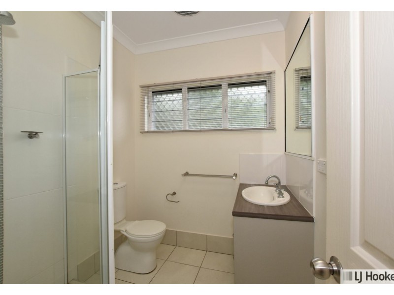 50 Maple Terrace, Tully QLD 4854