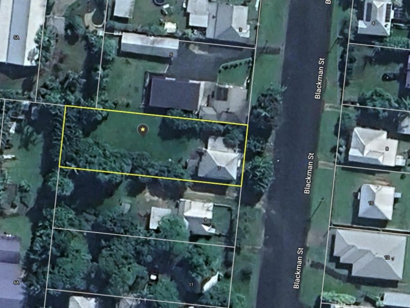 Unit 1 & 2/7 Blackman Street, Tully QLD 4854