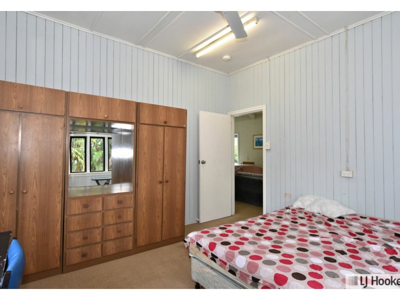 Unit 1 & 2/7 Blackman Street, Tully QLD 4854