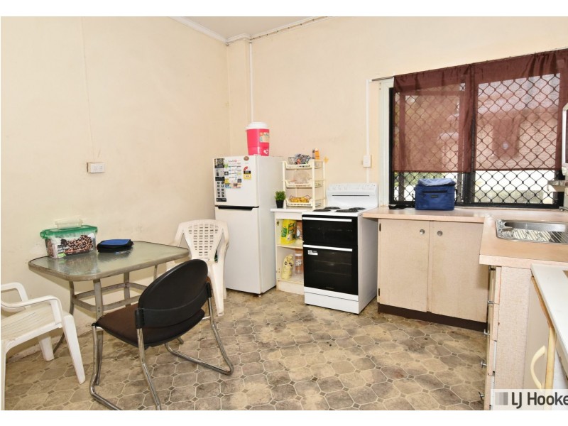 Unit 1 & 2/7 Blackman Street, Tully QLD 4854