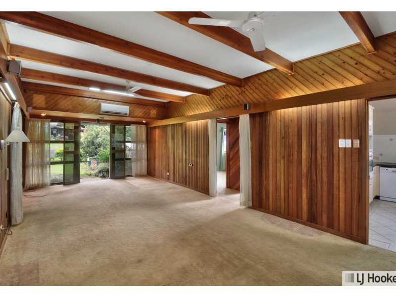 11 Geddes Street, Tully QLD 4854