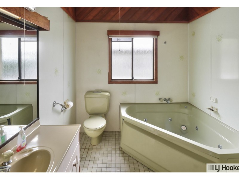 11 Geddes Street, Tully QLD 4854