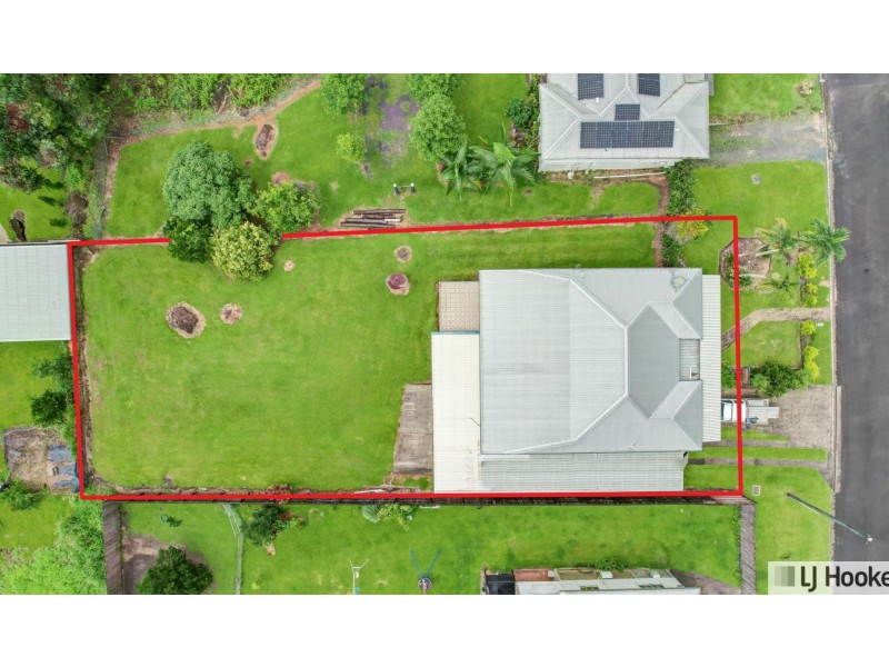 11 Geddes Street, Tully QLD 4854