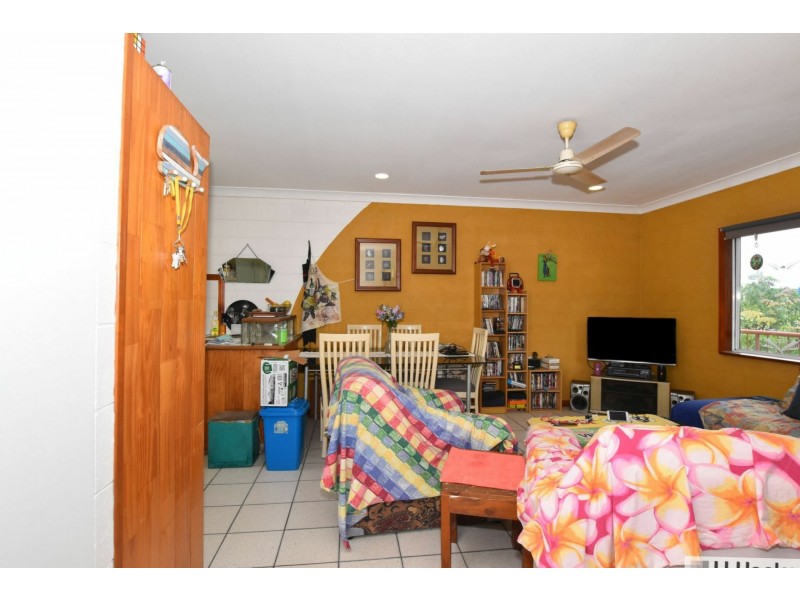 Unit 3/231 Victoria Street, Cardwell QLD 4849