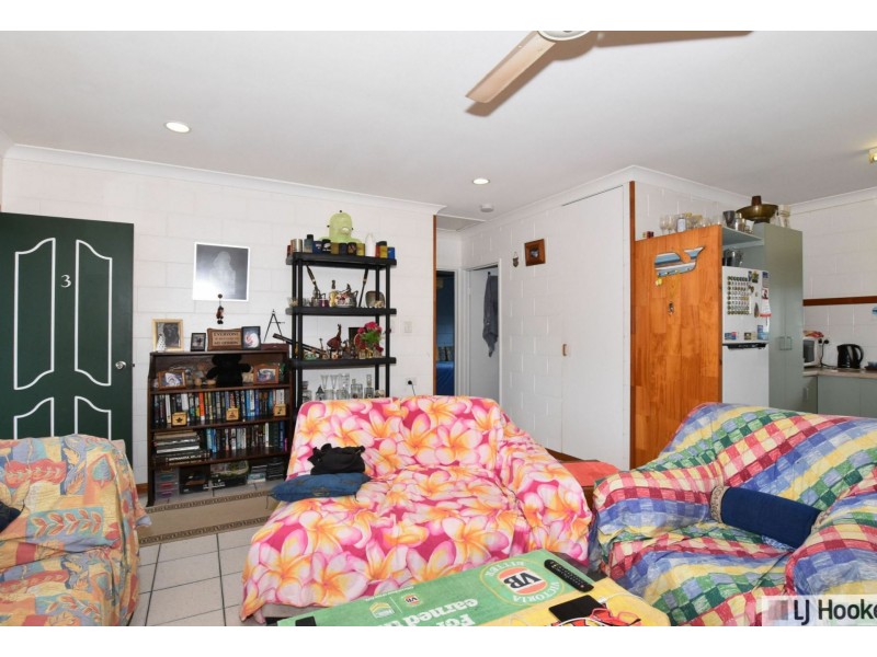 Unit 3/231 Victoria Street, Cardwell QLD 4849