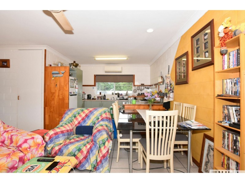 Unit 3/231 Victoria Street, Cardwell QLD 4849