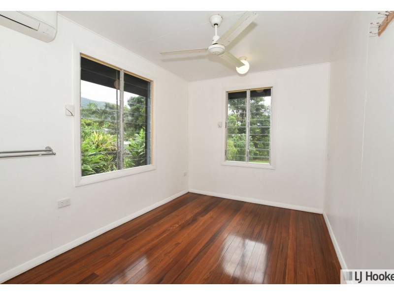 8 King Street, Tully QLD 4854